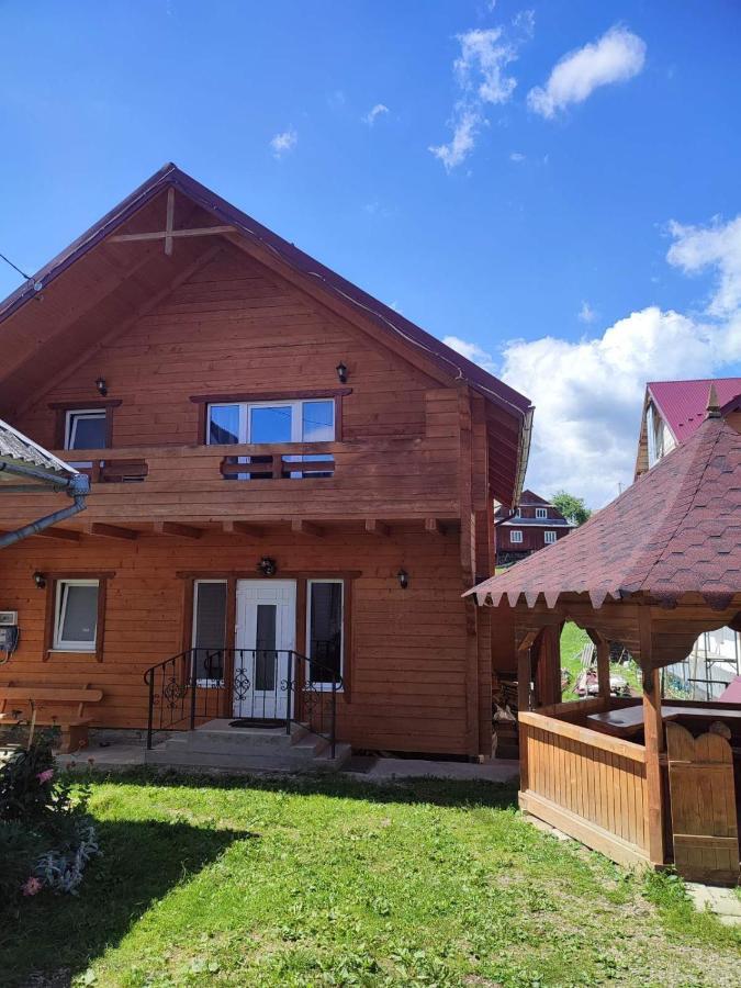 Гостинний Двір Матійчуків Villa Vorohta Exterior foto